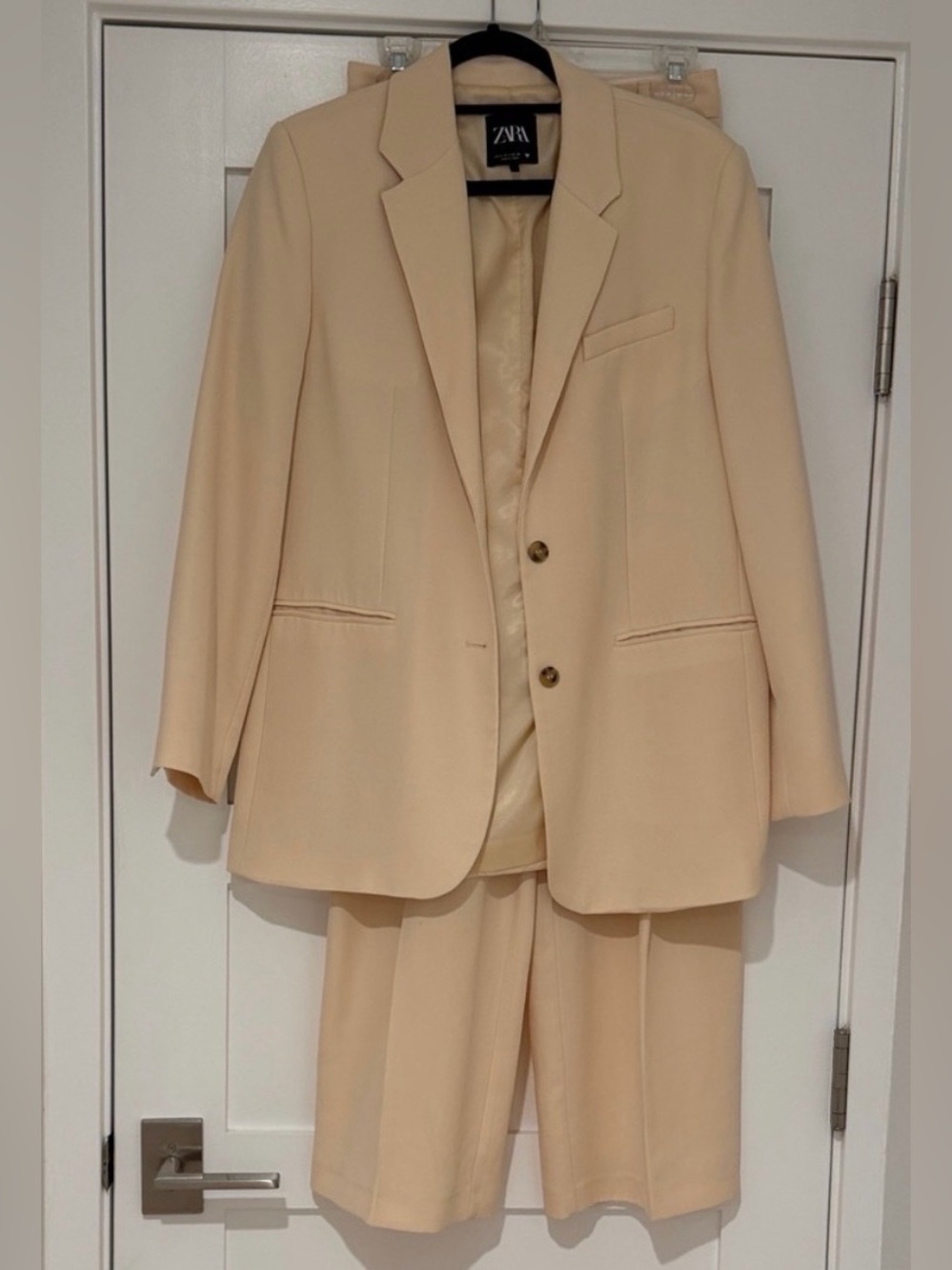 Zara Woman’s light peach Single-Breasted Blazer & Trousers Set